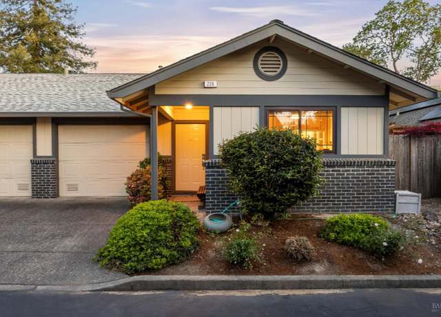 Property at 226 Usher Dr, Windsor, CA 95492, 3 beds, 2 baths