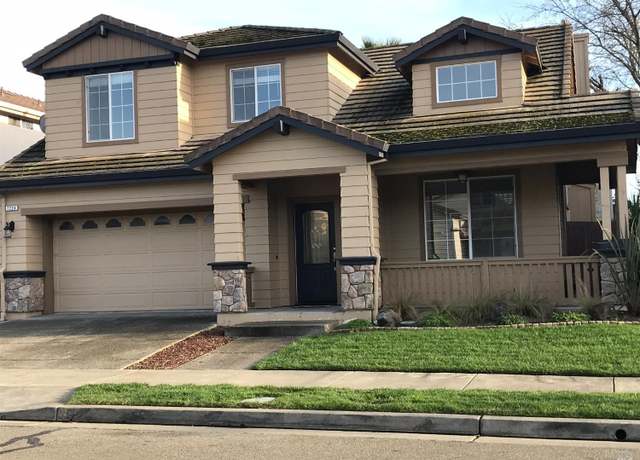 Property at 7224 16th Hole Dr, Windsor, CA 95492, 3 beds, 2.5 baths