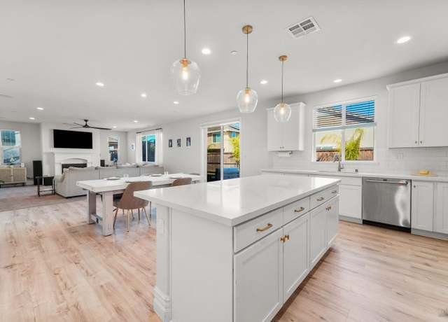 Property at 3019 Belden Ct, Vacaville, CA 95687, 4 beds, 3.5 baths