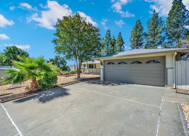 Property at 596 Silver Dr, Vacaville, CA 95687, 3 beds, 2 baths