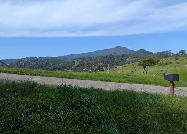 Property at 1163 Meadowsweet Dr, Corte Madera, CA 94925
