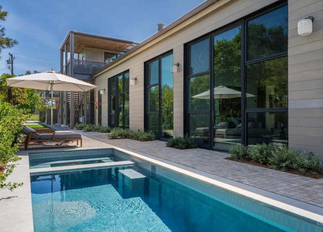 Property at 301 1st St W, Sonoma, CA 95476, 4 beds, 5.5 baths