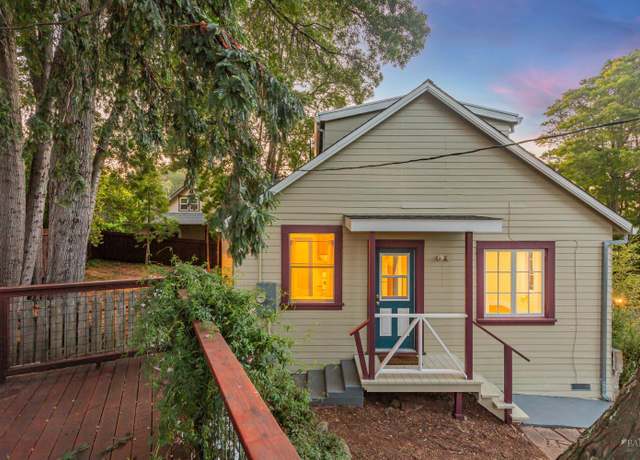 Property at 20 Laurel Ave, Petaluma, CA 94952, 2 beds, 1 bath