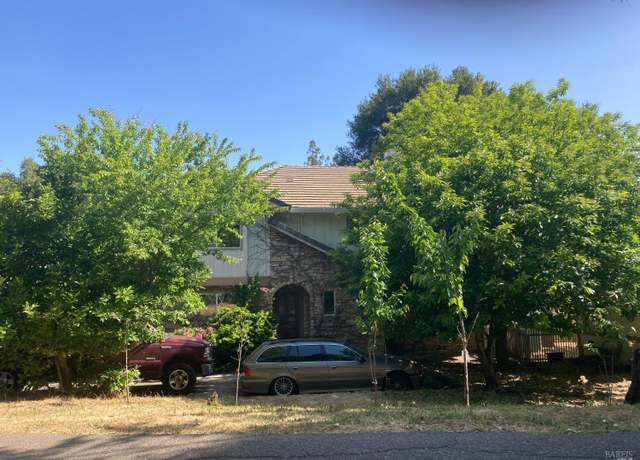 Property at 1116 Sunset Dr, Healdsburg, CA 95448, 2 beds, 3 baths