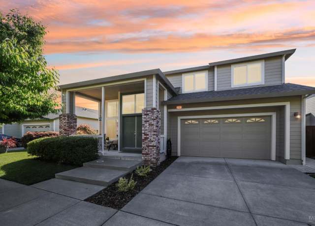 Property at 2467 Rudesill Ln, Santa Rosa, CA 95404, 4 beds, 3 baths