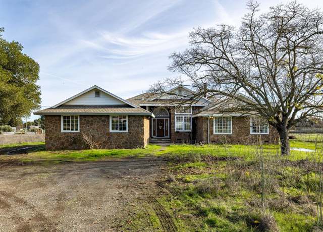 Property at 299 Meadowlark Ln, Sonoma, CA 95476, 3 beds, 2 baths