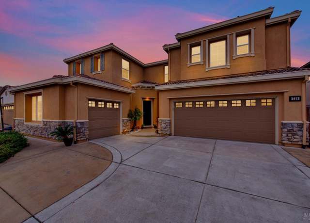 Property at 728 Canterbury Cir, Vacaville, CA 95687, 4 beds, 3.5 baths