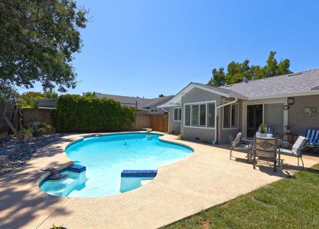 Property at 185 Salinas Dr, Vacaville, CA 95688, 3 beds, 2 baths