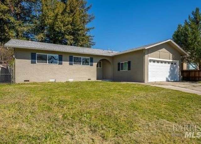 Property at 840 E Gobbi St, Ukiah, CA 95482, 3 beds, 2 baths