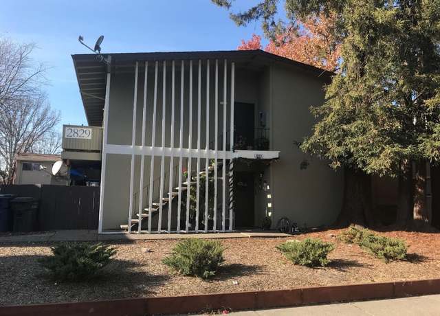 Property at 2829 Apple Valley Ln, Santa Rosa, CA 95403, 8 beds, 4 baths