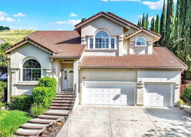 Property at 2156 Fox Glen Dr, Fairfield, CA 94534, 5 beds, 3 baths