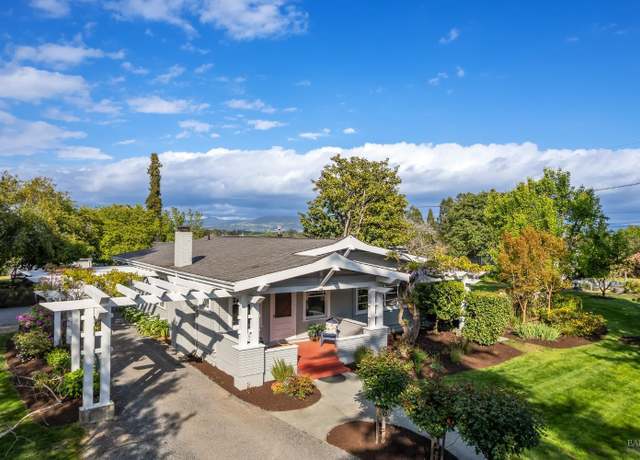 Property at 2855 Old Gravenstein Hwy, Sebastopol, CA 95472, 2 beds, 1 bath