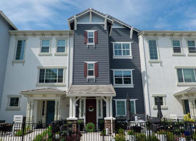 Property at 324 Pear Tree Ter Unit D, Napa, CA 94558, 3 beds, 2.5 baths