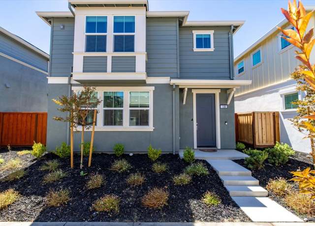 Property at 128 Clownfish St, Suisun City, CA 94585, 3 beds, 2.5 baths