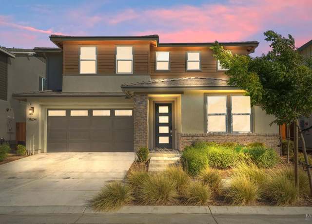 Property at 2504 Elan Pl, Fairfield, CA 94533, 5 beds, 3.5 baths