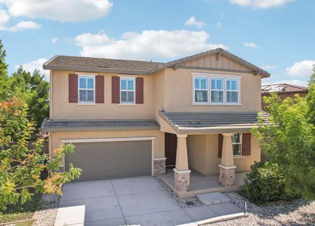 Property at 1110 Legion Ct, Dixon, CA 95620, 3 beds, 2.5 baths
