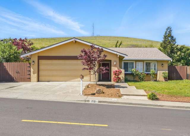 Property at 215 Panorama Dr, Benicia, CA 94510, 3 beds, 2 baths