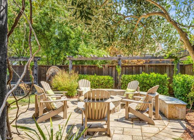 Property at 218 Saffron Ct, Napa, CA 94559, 3 beds, 2.5 baths