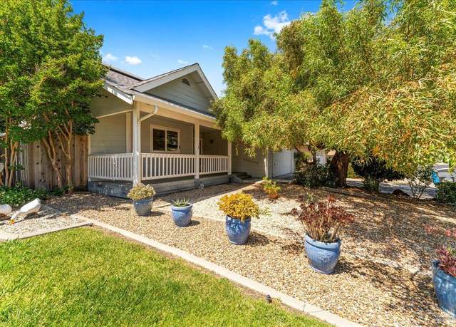 Property at 304 White Sands Dr, Vacaville, CA 95687, 3 beds, 2 baths