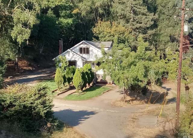 Property at 1194 Felta Rd, Healdsburg, CA 95448, 5 beds, 4 baths
