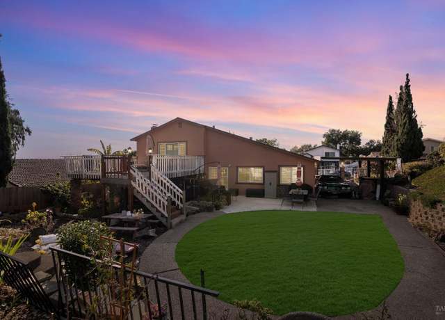 Property at 126 Parkhaven Dr, Vallejo, CA 94591, 4 beds, 2.5 baths