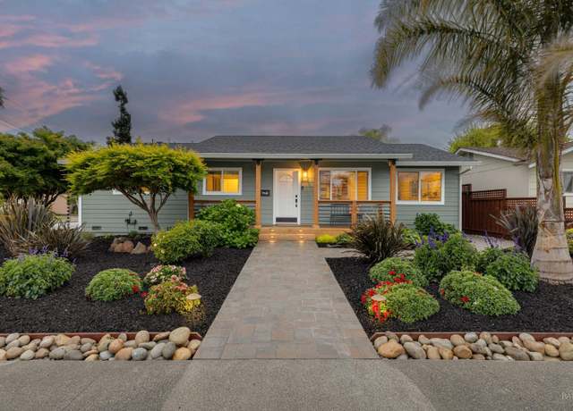 Property at 714 Carlin Ct, Petaluma, CA 94954, 3 beds, 2 baths