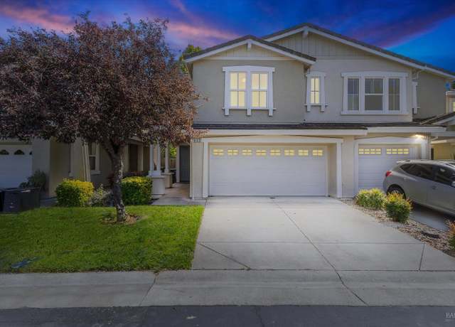 Property at 653 Julmar Cir, Fairfield, CA 94534, 3 beds, 2.5 baths