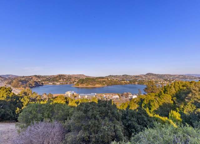 Property at 204 Bay Vista Cir, Sausalito, CA 94965, 2 beds, 2 baths