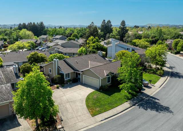 Property at 1715 Northstar Dr, Petaluma, CA 94954, 3 beds, 2 baths