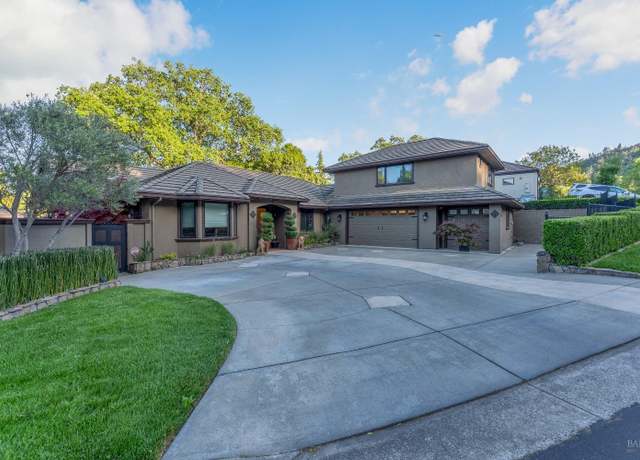 Property at 605 Park Blvd, Ukiah, CA 95482, 4 beds, 3 baths