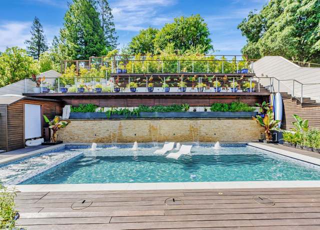 Property at 352 Riviera Dr, San Rafael, CA 94901, 4 beds, 3 baths