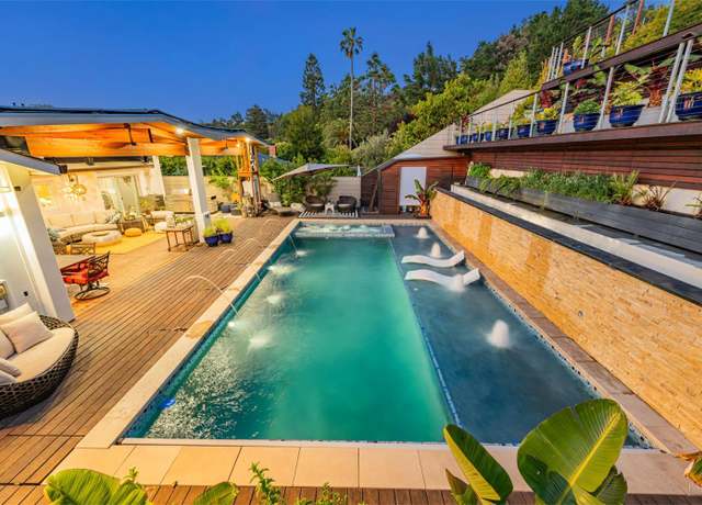 Property at 352 Riviera Dr, San Rafael, CA 94901, 4 beds, 3 baths