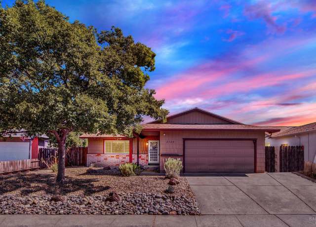 Property at 2120 Merritt Pl, Fairfield, CA 94533, 3 beds, 2 baths