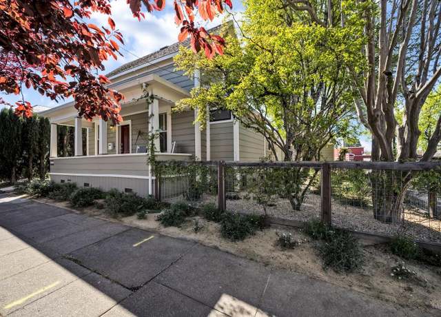 Property at 144 Piper St, Healdsburg, CA 95448, 2 beds, 1 bath