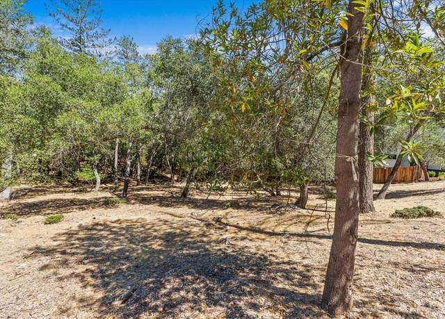 Property at 796 Los Olivos Rd, Santa Rosa, CA 95404