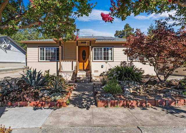 Property at 2420 Lomitas Ave, Santa Rosa, CA 95404, 4 beds, 2 baths
