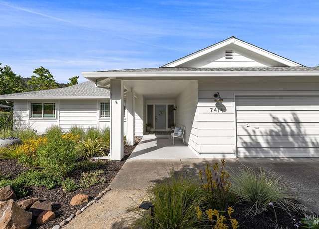 Property at 7414 Oakmont Dr, Santa Rosa, CA 95409, 3 beds, 2 baths
