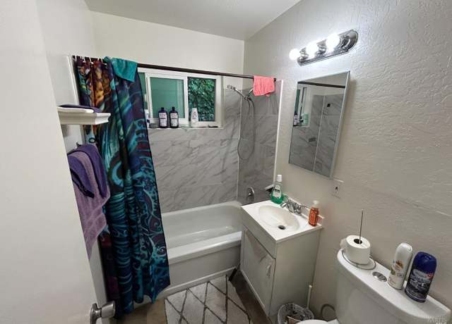 Property at 627 Hichborn St, Vallejo, CA 94590, 4 beds, 2 baths