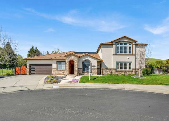 Property at 1476 Mariposa Way, Fairfield, CA 94533, 5 beds, 5 baths