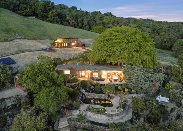 Property at 6960 Round Oak Rd, Penngrove, CA 94951, 3 beds, 3 baths