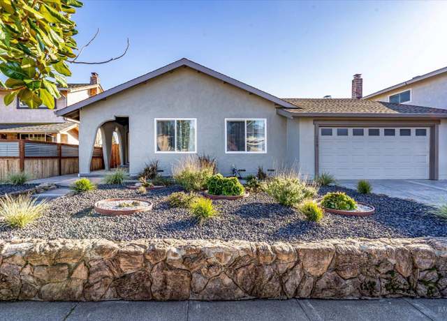 Property at 1779 Monarch Dr, Napa, CA 94558, 4 beds, 2 baths