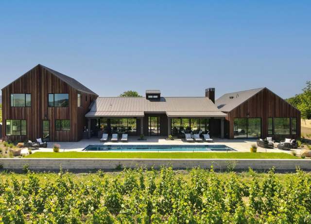 Property at 1212 Oak Knoll Ave, Napa, CA 94558, 6 beds, 6.5 baths
