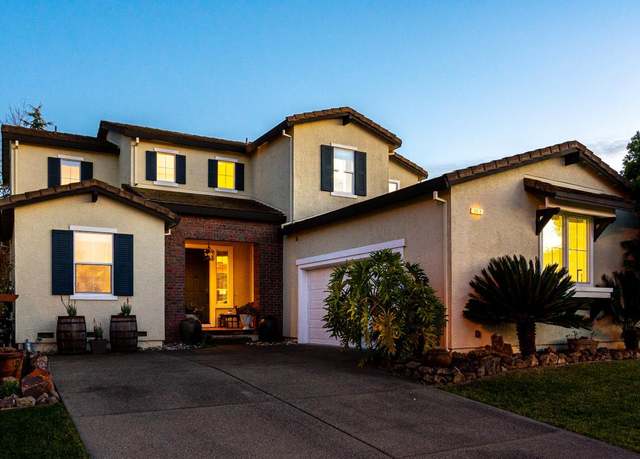 Property at 8414 Stomper Dr, Windsor, CA 95492, 4 beds, 3 baths