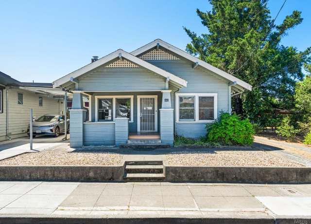 Property at 442 Piper St, Healdsburg, CA 95448, 3 beds, 2 baths