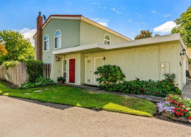 Property at 2040 Polley Dr, Napa, CA 94559, 2 beds, 2.5 baths