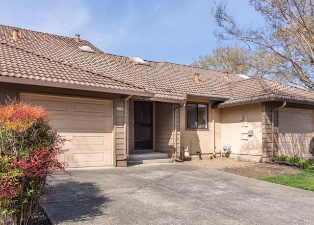 Property at 882 Professional Dr, Napa, CA 94558, 2 beds, 2 baths