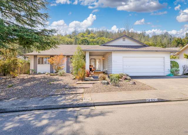 Property at 431 Oak Brook Ln, Santa Rosa, CA 95409, 3 beds, 2 baths