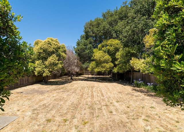 Property at 1216 Vallejo Ave, Novato, CA 94945, 2 beds, 1 bath