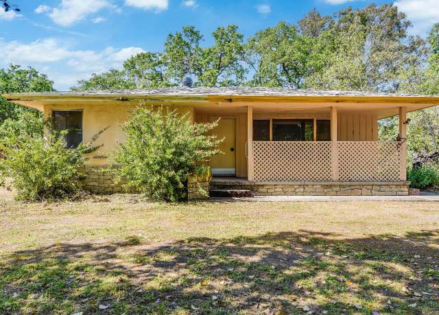 Property at 703 W Verano Ave, Sonoma, CA 95476, 3 beds, 1 bath