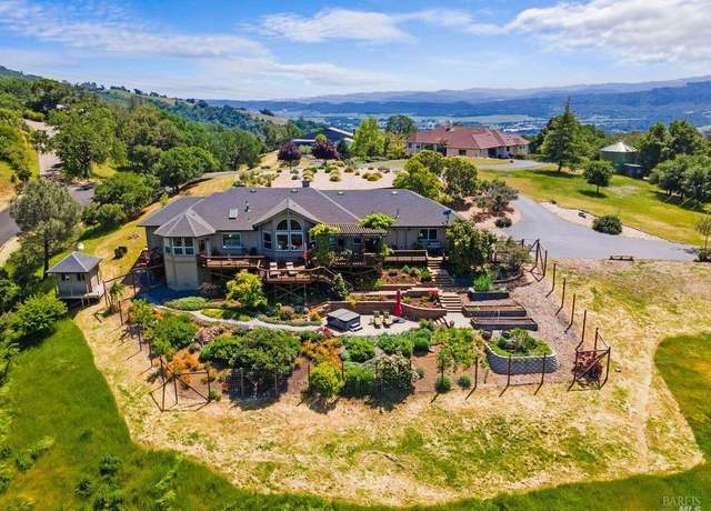 Property at 1850 Trimble Ln, Cloverdale, CA 95425, 3 beds, 2.5 baths